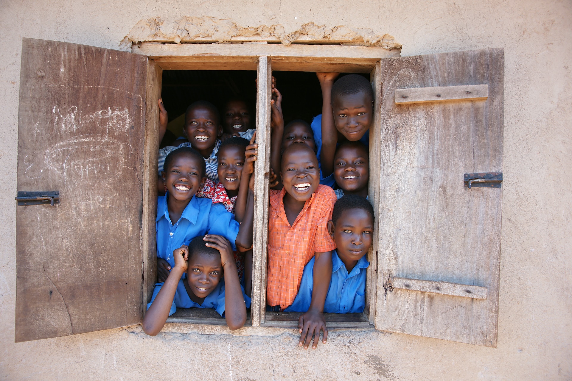 Learn how to demonstrate the gospel as a parent and raise children in a godly way. 