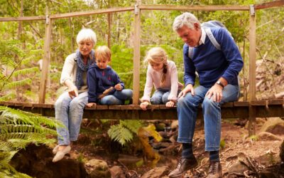 3 Tips to Help Kids Befriend Seniors | CEF